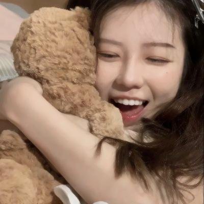薇拉与伊娃 海报